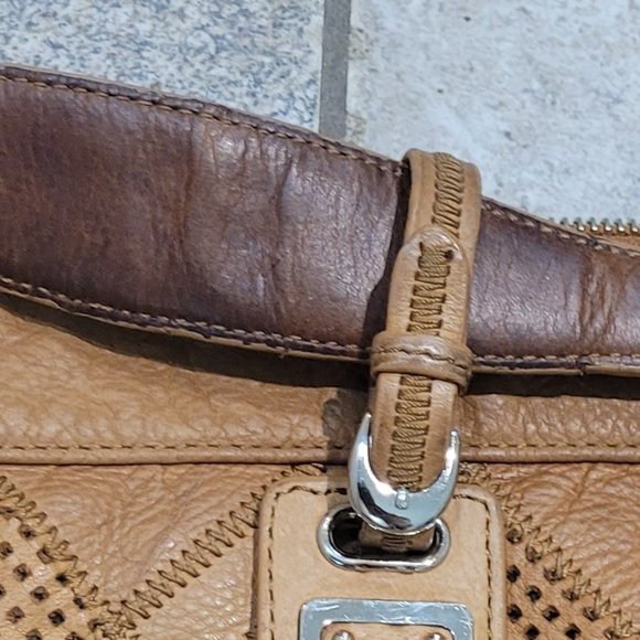 b. makowsky~Soft Leather~ Extra Large Handbag  17 X 15.5 - Picture 14 of 16